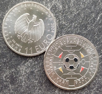 11 Euro Deutschland 2024 - Fußball EM im Etui
